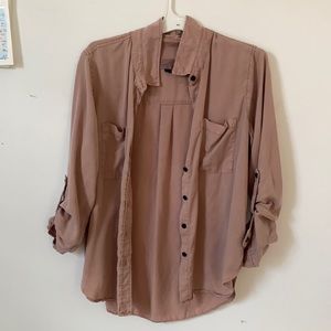 Light-Weight Universal Thread Button Down